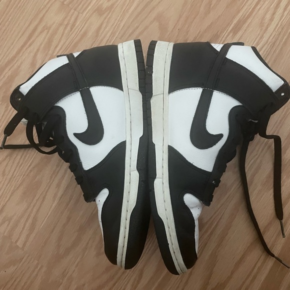 nike dunk mid panda